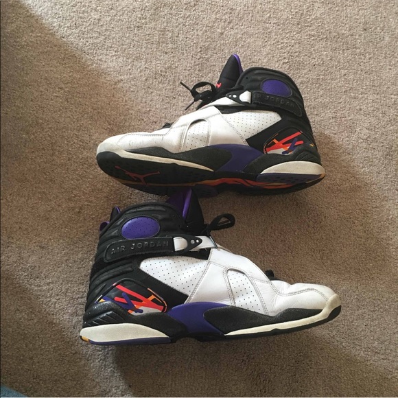 Jordan 8’s 3 peat - Picture 5 of 5